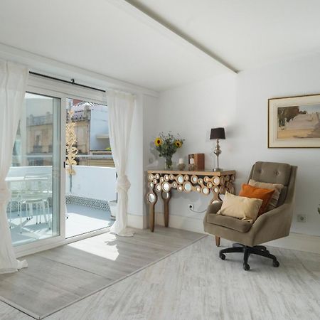 Magdalena Premium Suites Sevilla Bagian luar foto