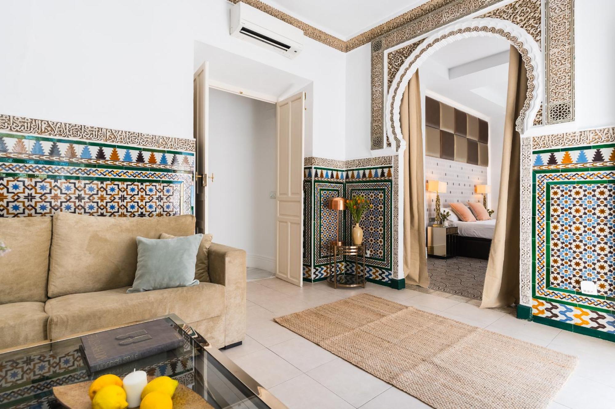 Magdalena Premium Suites Sevilla Bagian luar foto