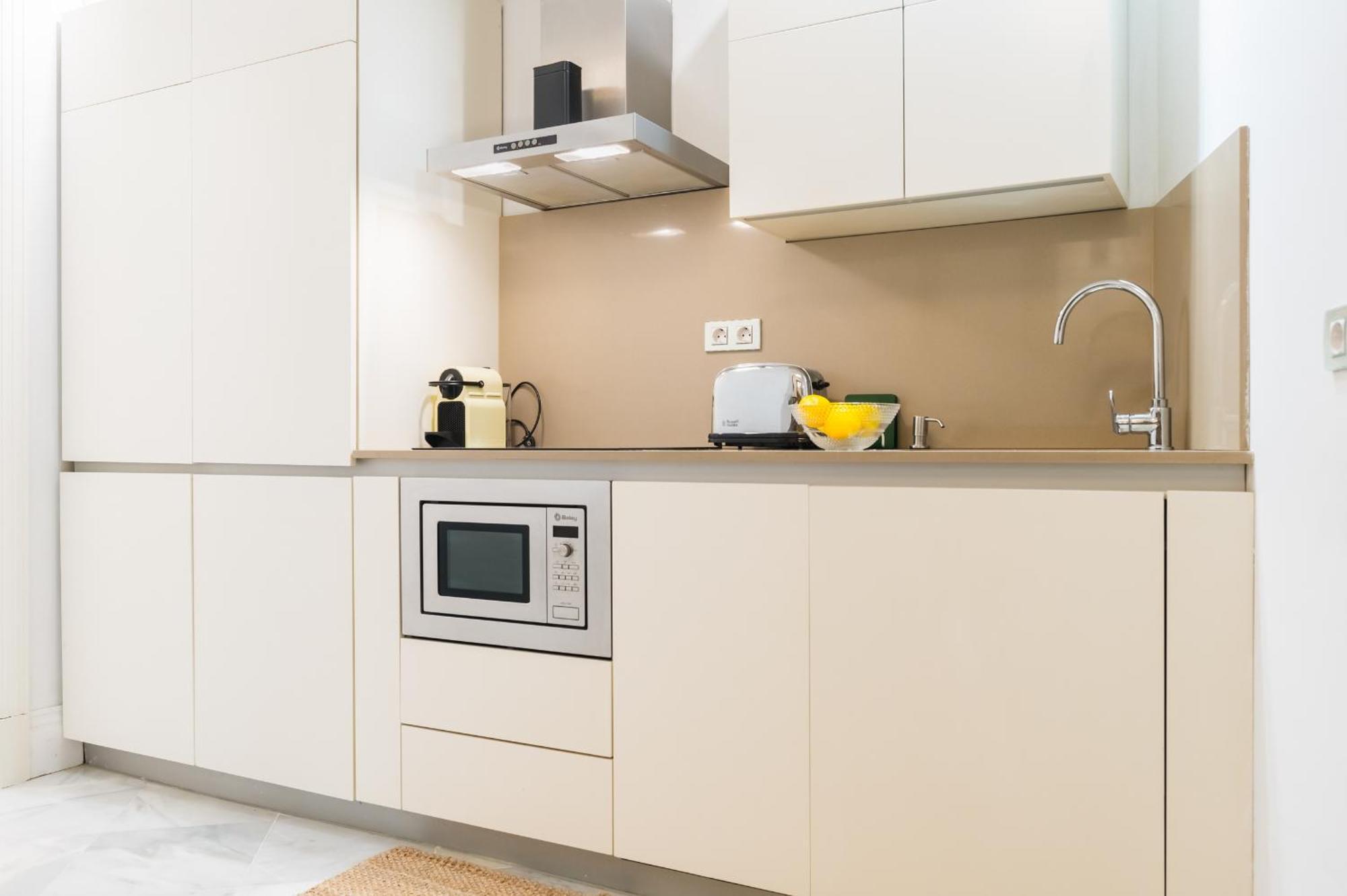Magdalena Premium Suites Sevilla Bagian luar foto
