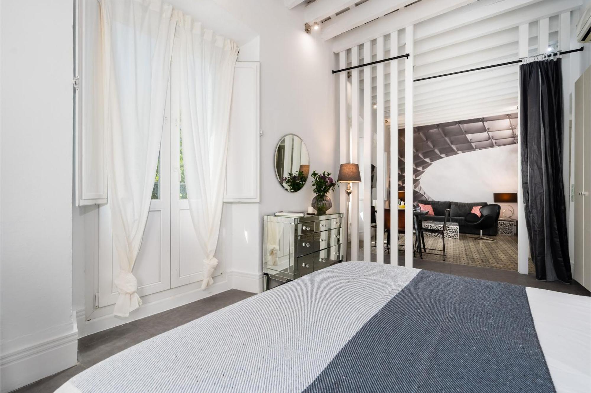 Magdalena Premium Suites Sevilla Bagian luar foto
