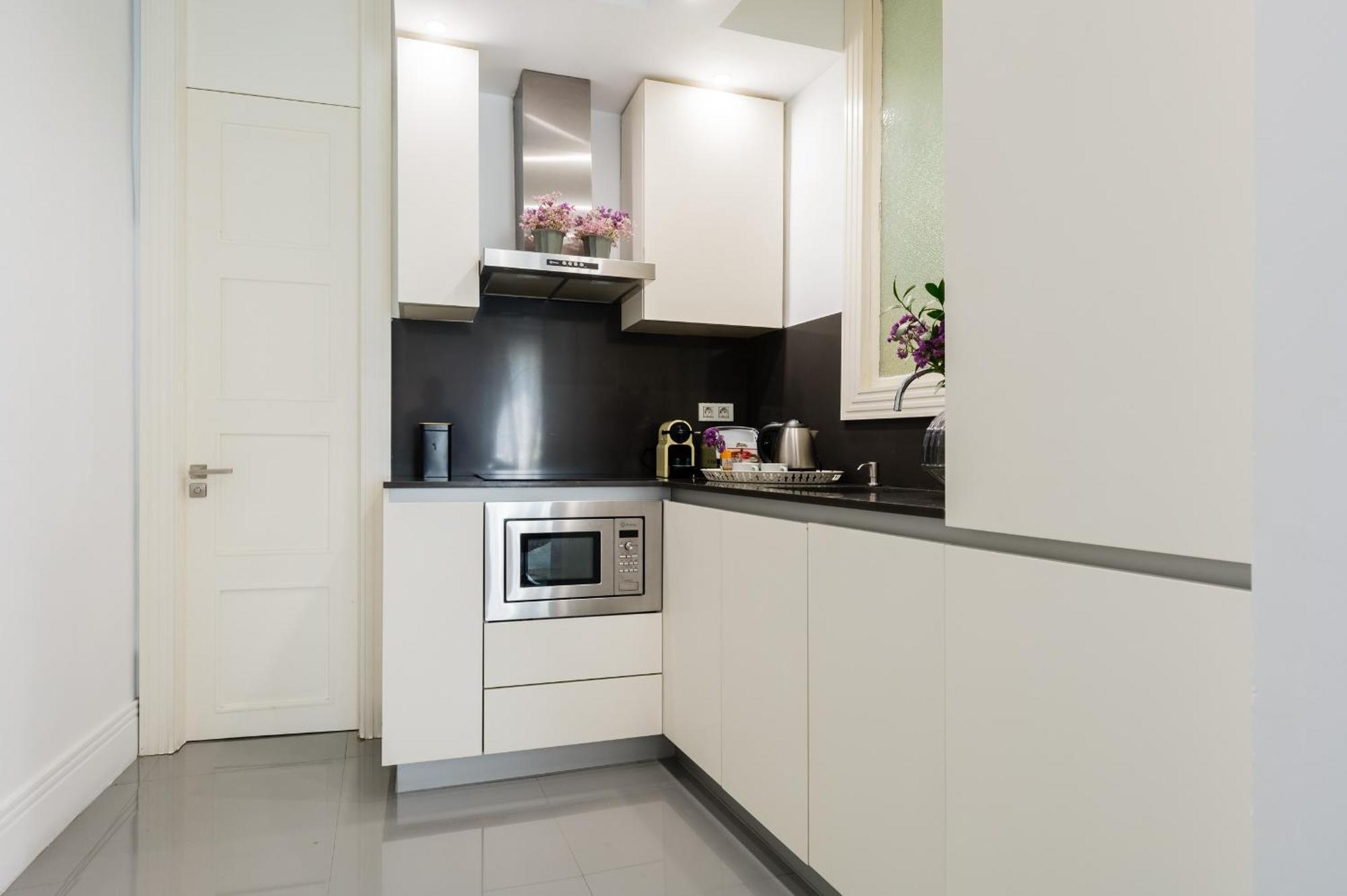 Magdalena Premium Suites Sevilla Bagian luar foto