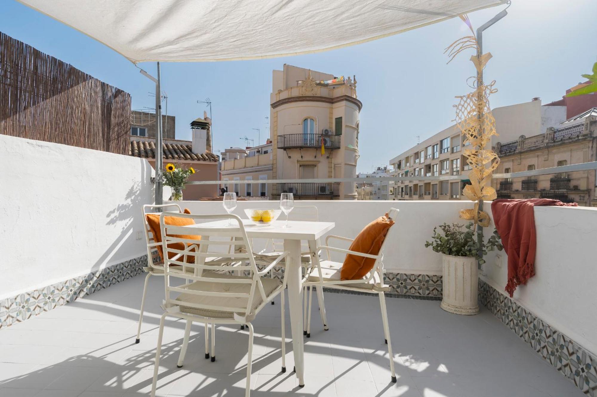 Magdalena Premium Suites Sevilla Bagian luar foto